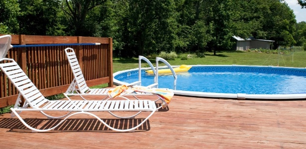 deck-piscina-1353701618034_615x300